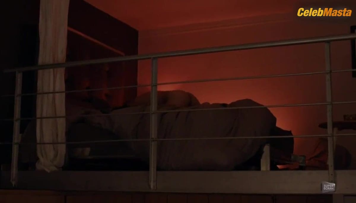 Laurence Leboeuf's Underwear Scene from Marche A L'ombre
