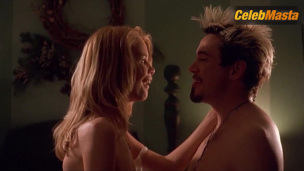 Claudia Schiffer Booty, Tits Scene from Friends & Lovers