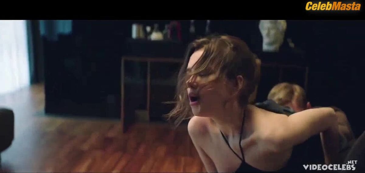Angelina Zagrebina's Booty, Tits Scene from Pochemu ty?