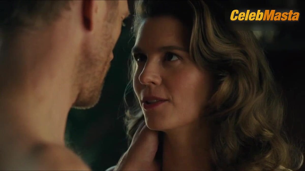 Katja Herbers' Sexy Scene in Westworld