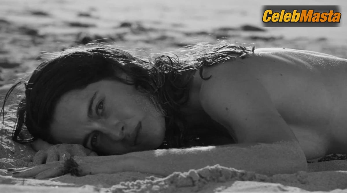 Rebecca Marder Booty, Tits Scene from The Stranger