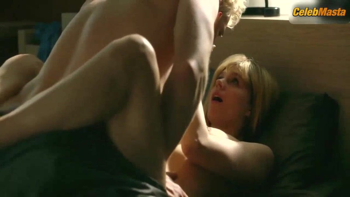 Katja Herbers' Tits Scene from Divorce