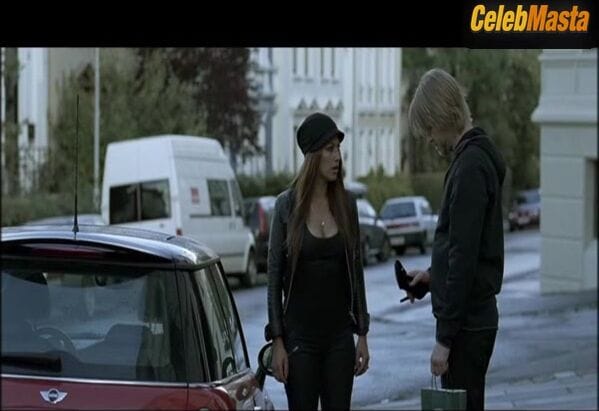 Pia Tjelta Booty, Tits Scene in Varg Veum Falne Engler