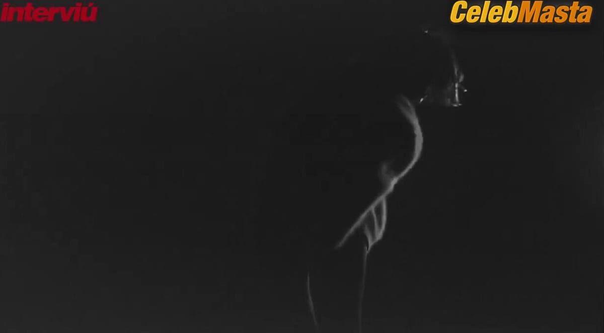 Najwa Nimri's Sex Scene from Najwa Pijama