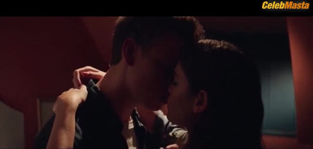 Alma Jodorowsky Sex Scene, Tits Shown in Kids In Love