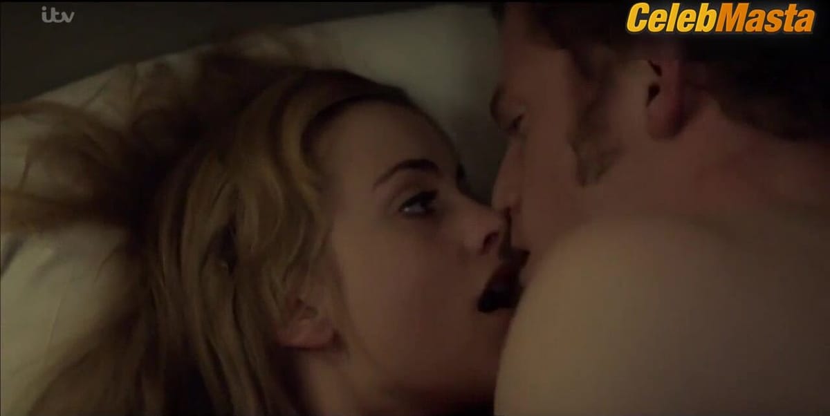 Stefanie Martini Tits Scene in Prime Suspect 1973