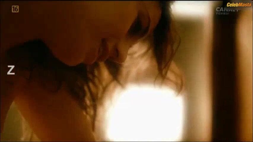 Marta Etura Boobs Scene in The Last Days