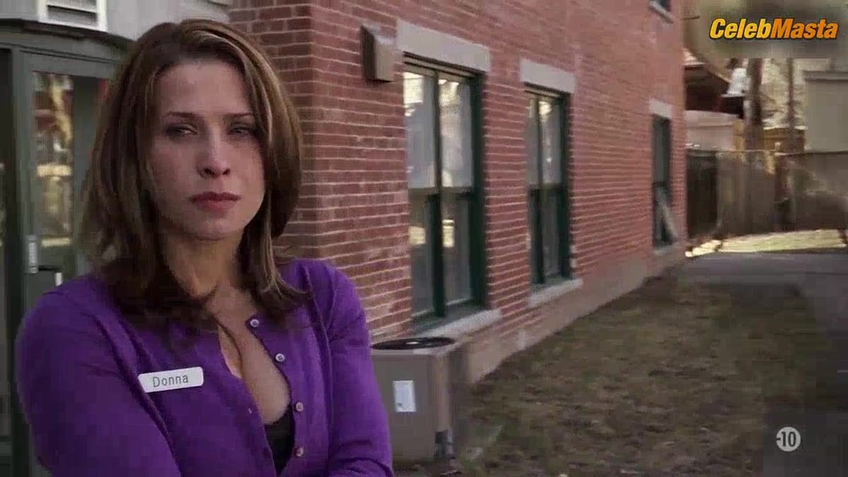 Christina Cox Sultry Scene in The Stepson