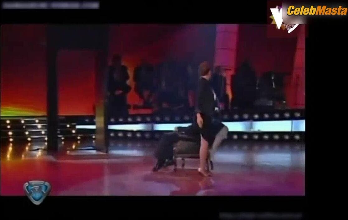 Carolina Ardohain's Thong Scene in Bailando Por Un Sueno Argentina