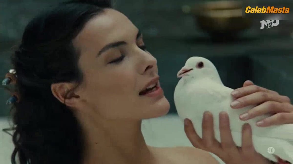 Carole Bouquet Ass Scene from Le Bon Roi Dagobert