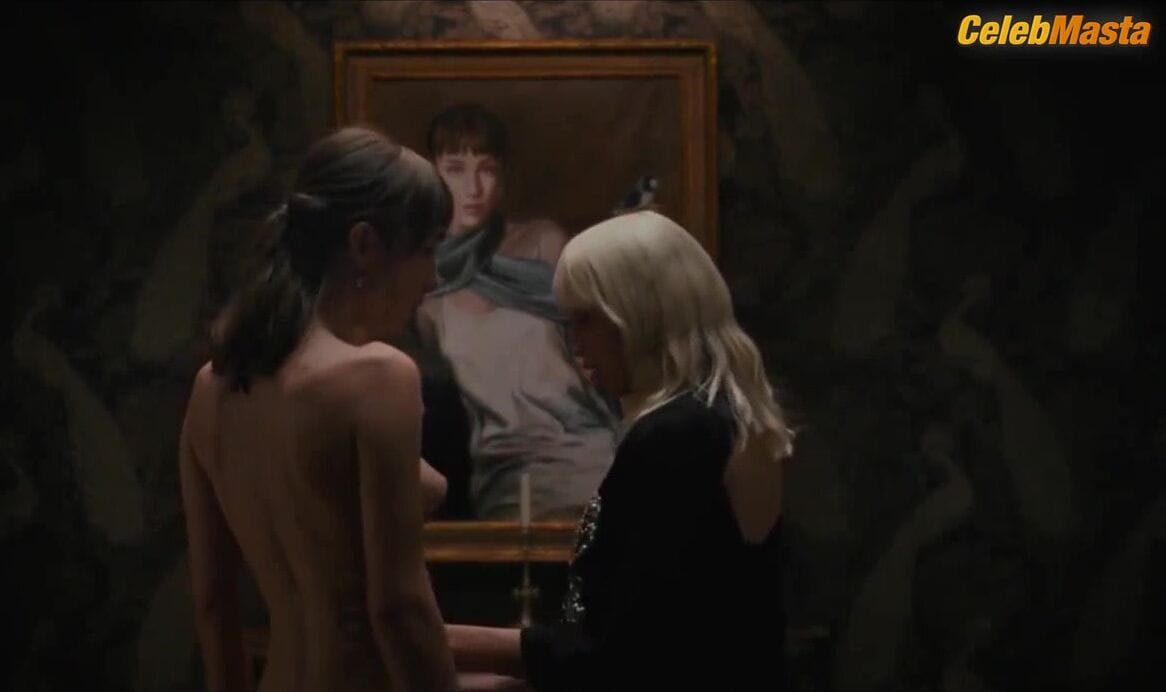 Almudena Amor's Tits Scene in The Grandmother