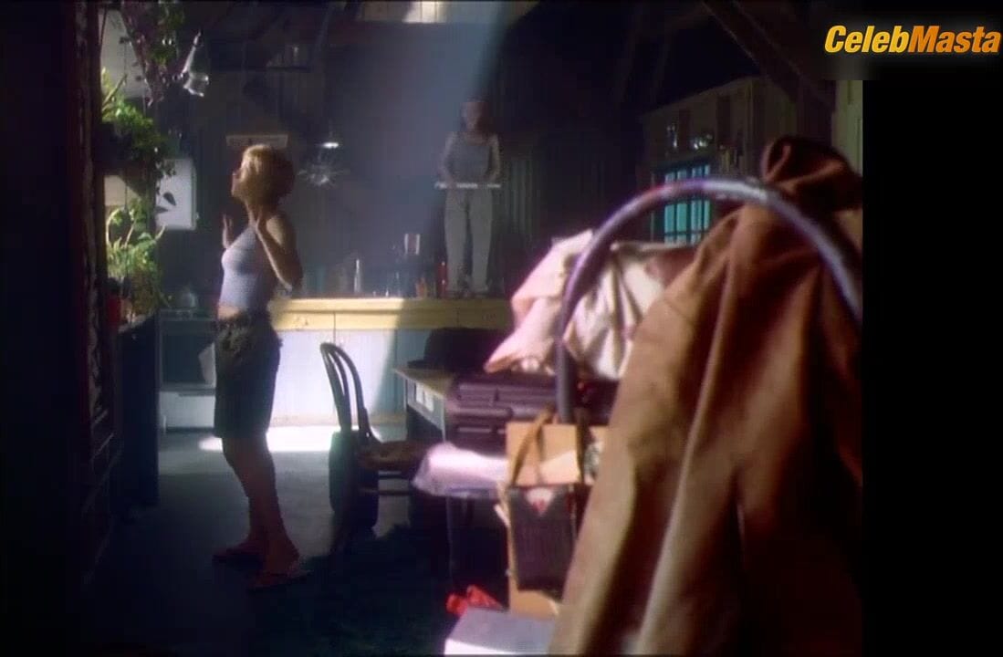 Karyn Dwyer and Christina Cox Lesbian, Boobs Scene in Better Than Chocolate