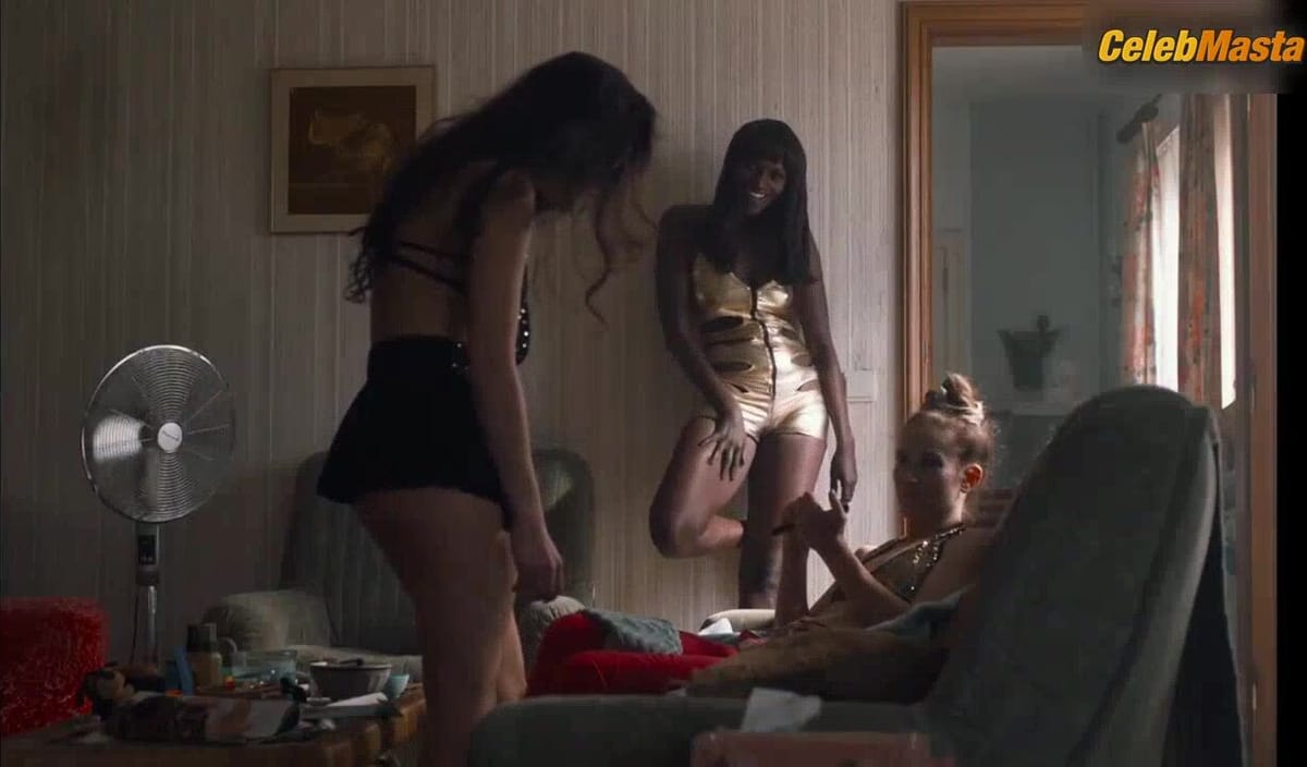 Noemie Lvovsky, Sara Forestier, Annabelle Lengronne and Salome Dewaels Steamy Scene in Working Girls