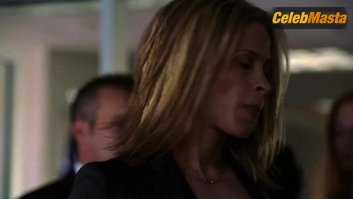 Christina Cox's Sexy Scene from Csi Miami