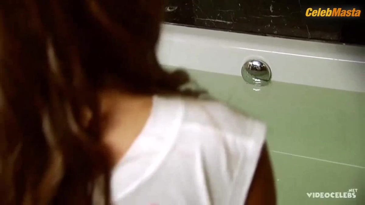 Amaia Salamanca Swimsuit Scene from La Musicalite
