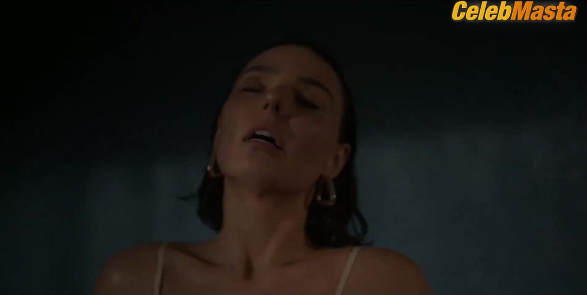 Isis Valverde Boobs, Thong Scene in Beast Race
