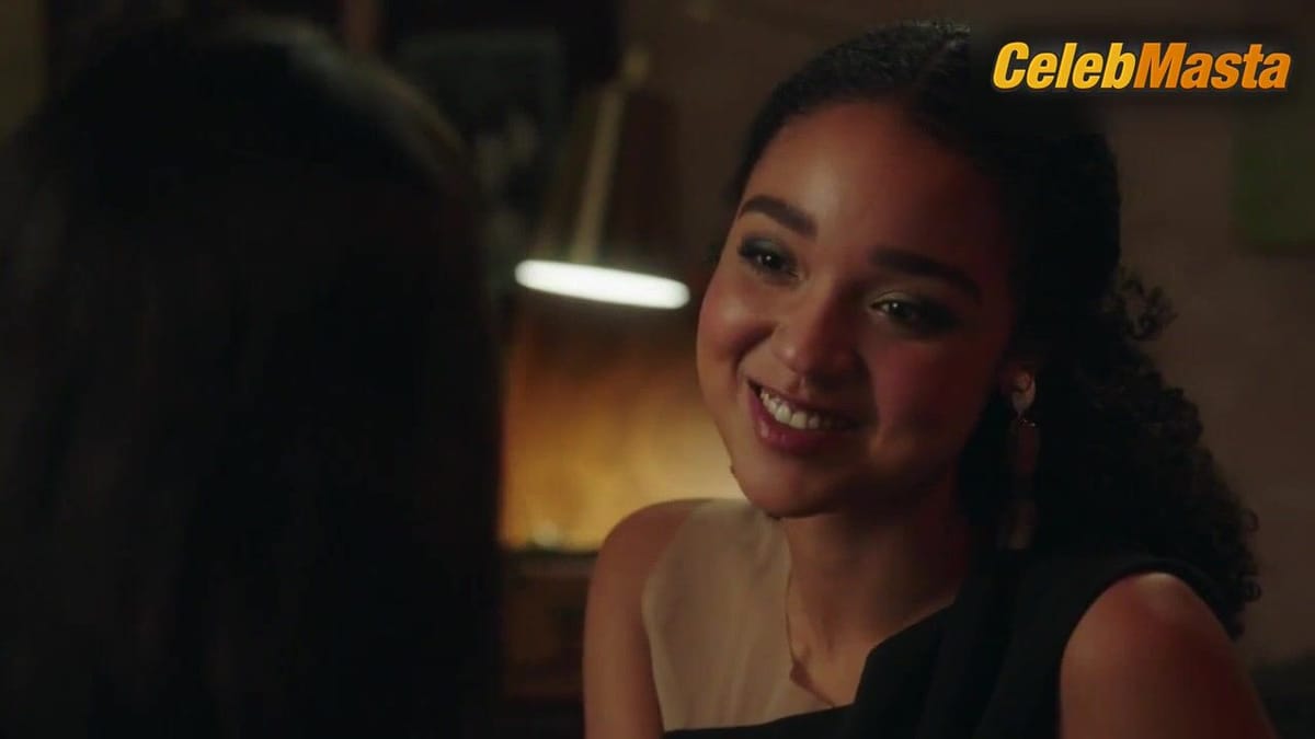 Aisha Dee and Nikohl Boosheri Share Lesbian Scene in The Bold Type