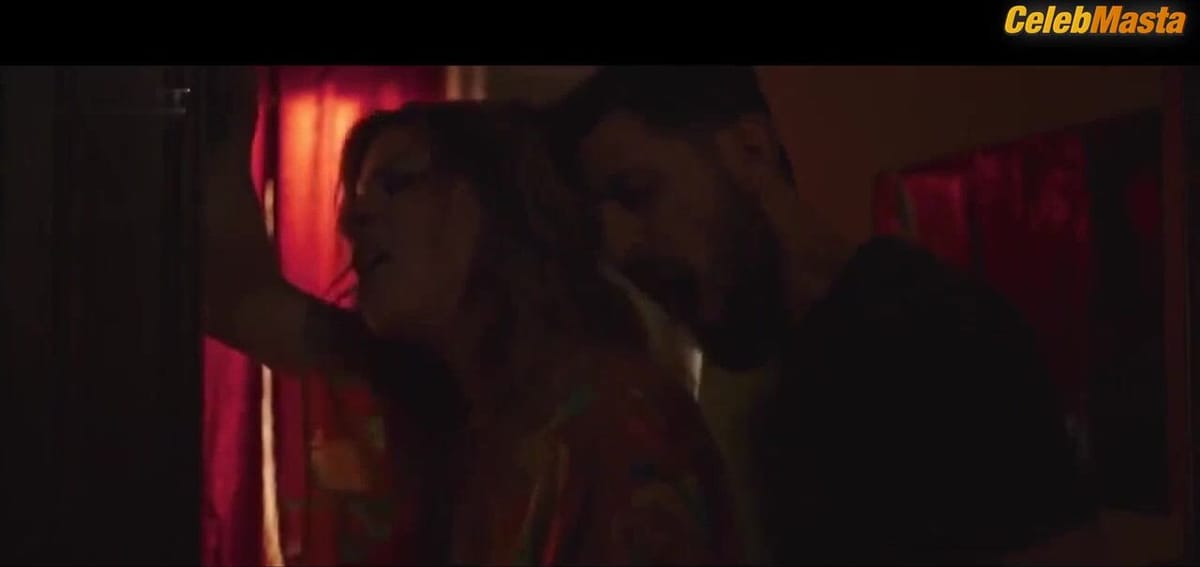 Natalia Tena's Butt, Tits Scene from Sangre