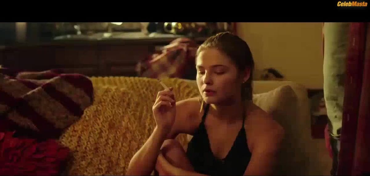 Stefanie Scott's Sexy Scene from Small Town Crime