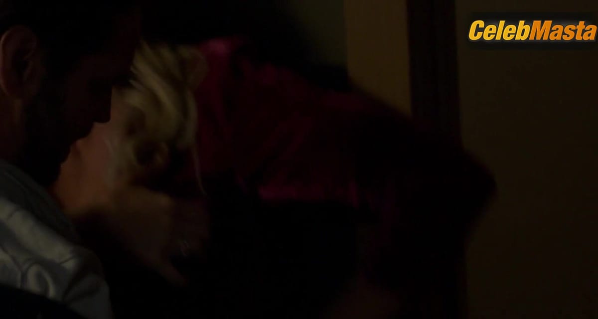 Jennie Garth's Underwear Scene from Bh90210