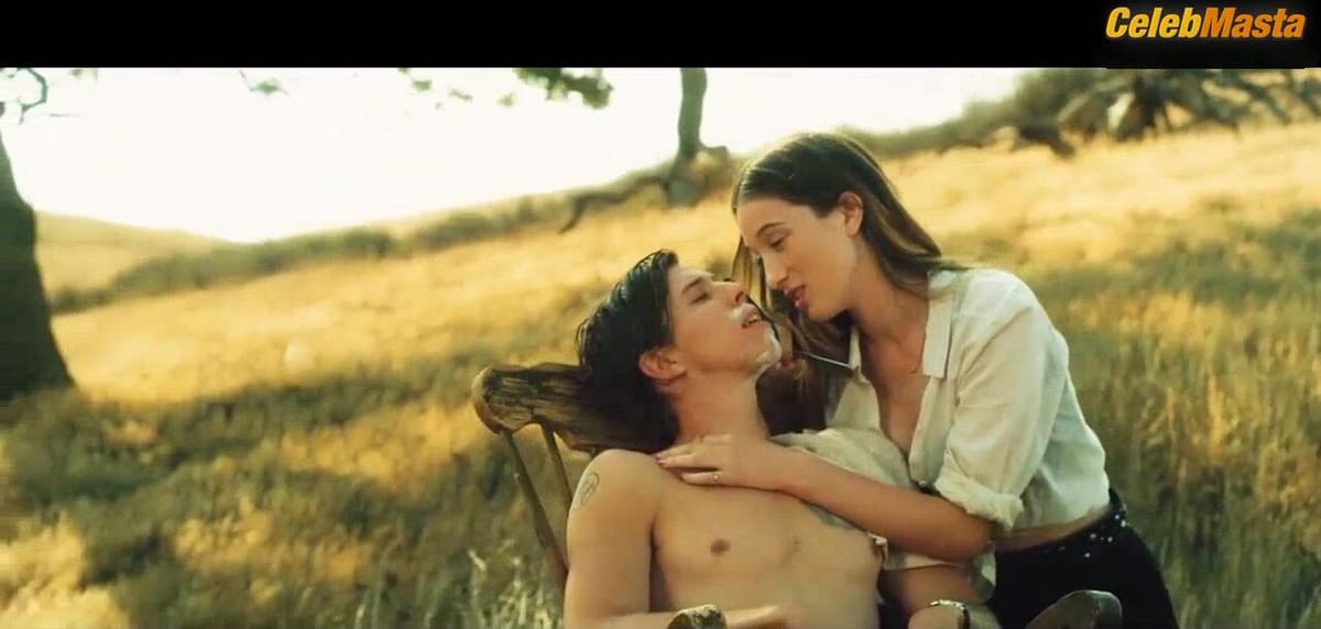 Sophie Lowe's Sexy Scene from What Lola Wants