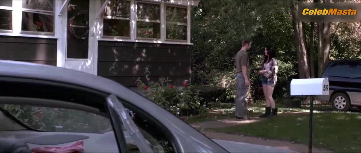 Shannon Woodward Tits Scene from Girlfriend