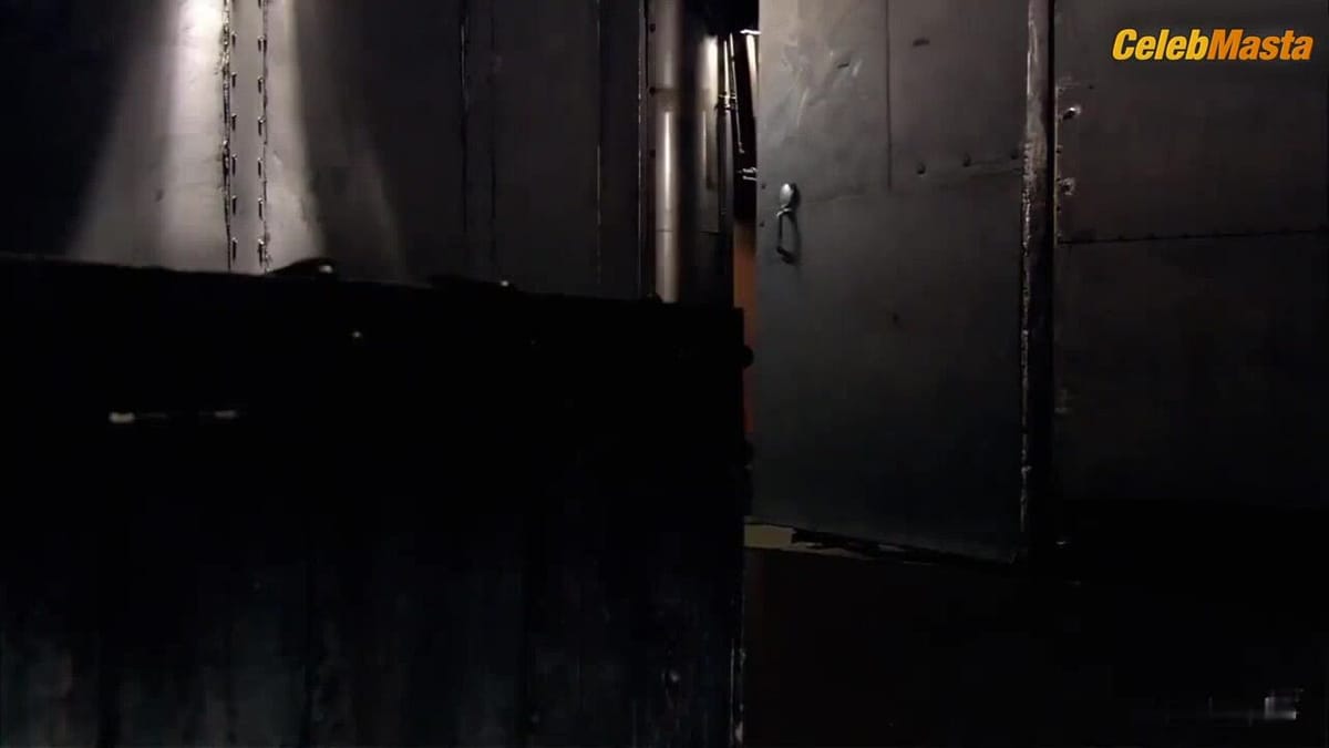Jolene Blalock's Butt, Tits Scene from Shadow Puppets