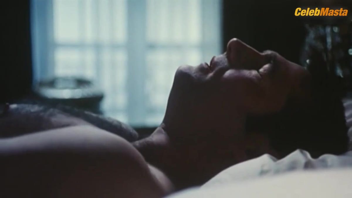 Nathalie Baye Tits Scene from Une Liaison Pornographique