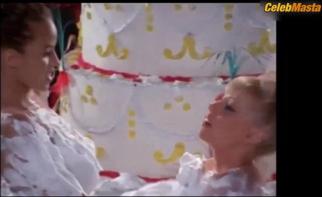 Leila Arcieri and Jaime Bergman's Boobs, Swimsuit Scene in Son Of The Beach