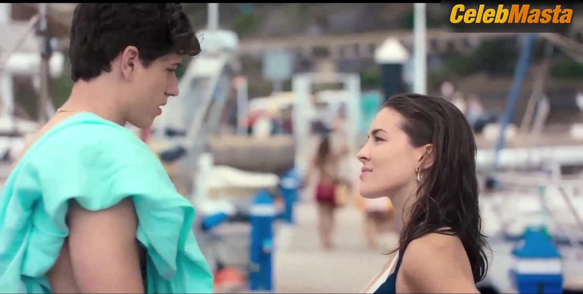 Amanda Palomino, Berta Castane and Ada Molina Show Tits, Bikini Scene in Oasis