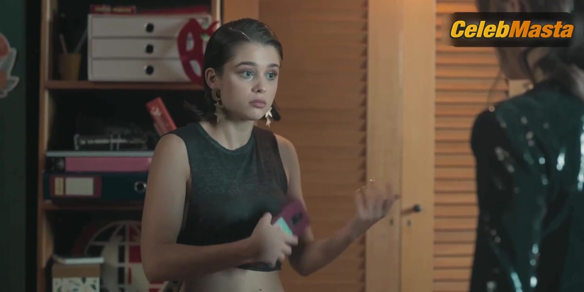 Azul Guaita and Berta Castane Underwear Scene from Zoomers