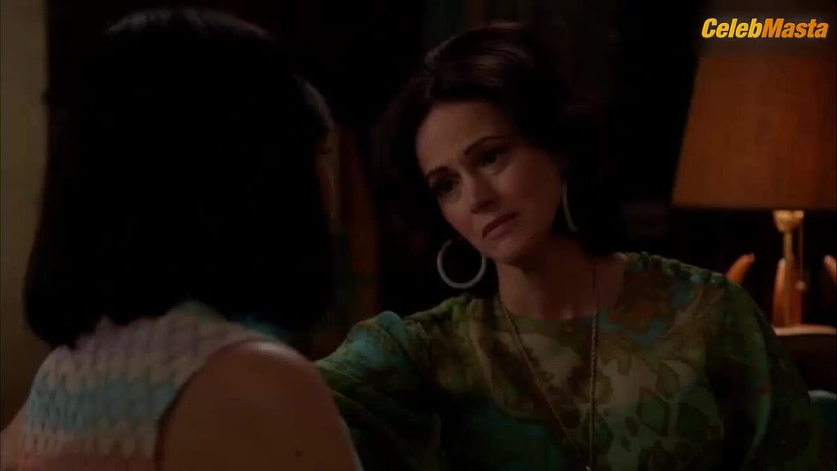 Joanna Going's Lesbian Scene in Mad Men