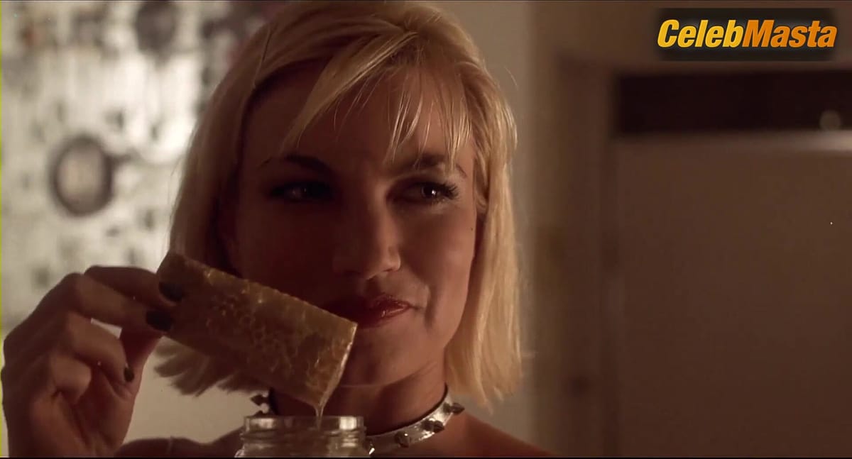 Donna D'Errico and Rena Riffel Tits Scene from Candyman 3