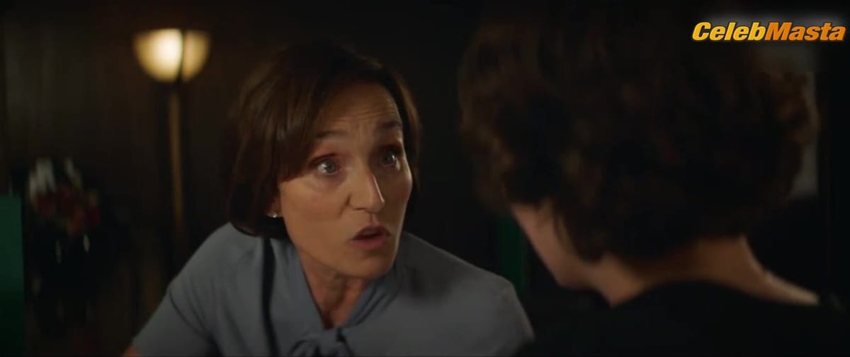 Phoebe Waller-Bridge and Kristin Scott Thomas's Lesbian Sex Scene in Fleabag