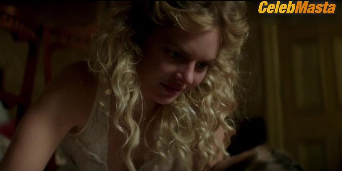 Lily Sullivan, Madeleine Madden and Samara Weaving's Lesbian Scene from Picnic At Hanging Rock
