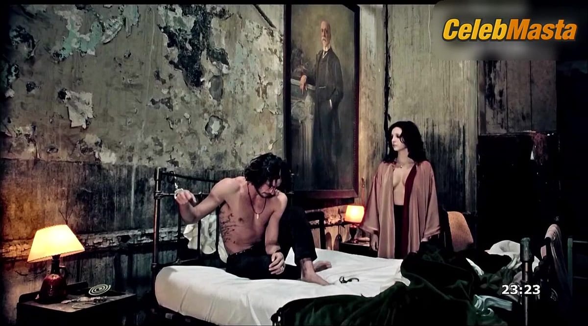 Antonella Costa Booty, Boobs Scene in Olvidame