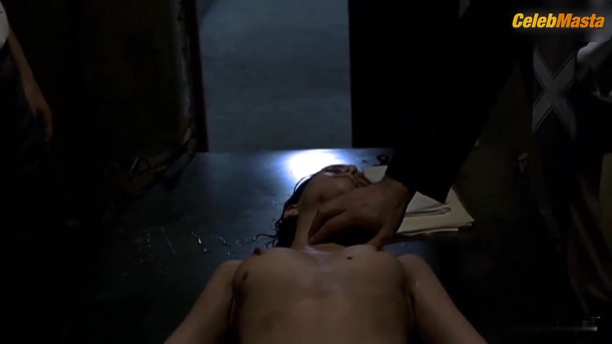 Antonella Costa Ass, Tits Scene in Garage Olimpo