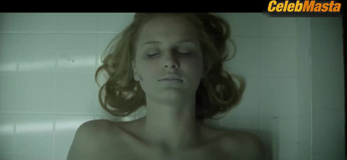 Sofya Lebedeva Tits Scene from Gorod Tayn