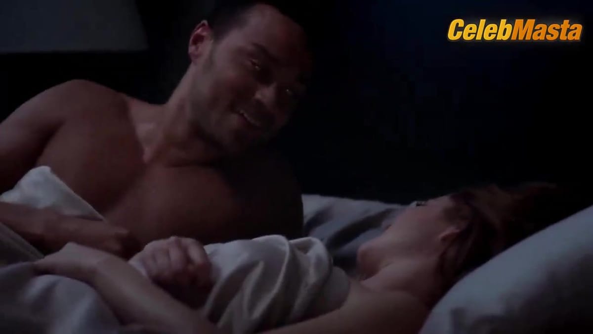 Sarah Drew's Seductive Scene in Grey's Anatomy
