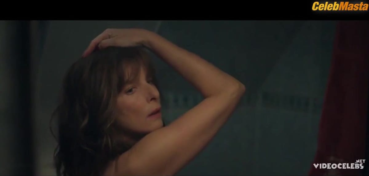 Karin Viard's Ass, Tits Scene from Maria Reve