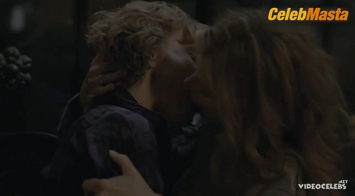 Karin Viard's Sexy Scene from Strangers by Night