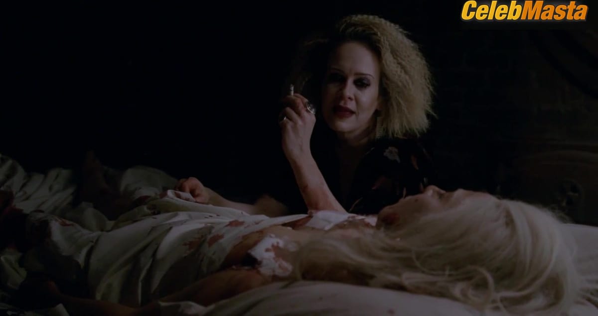 Sarah Paulson and Lindsay Pulsipher's Booty Scene in American Horror Story