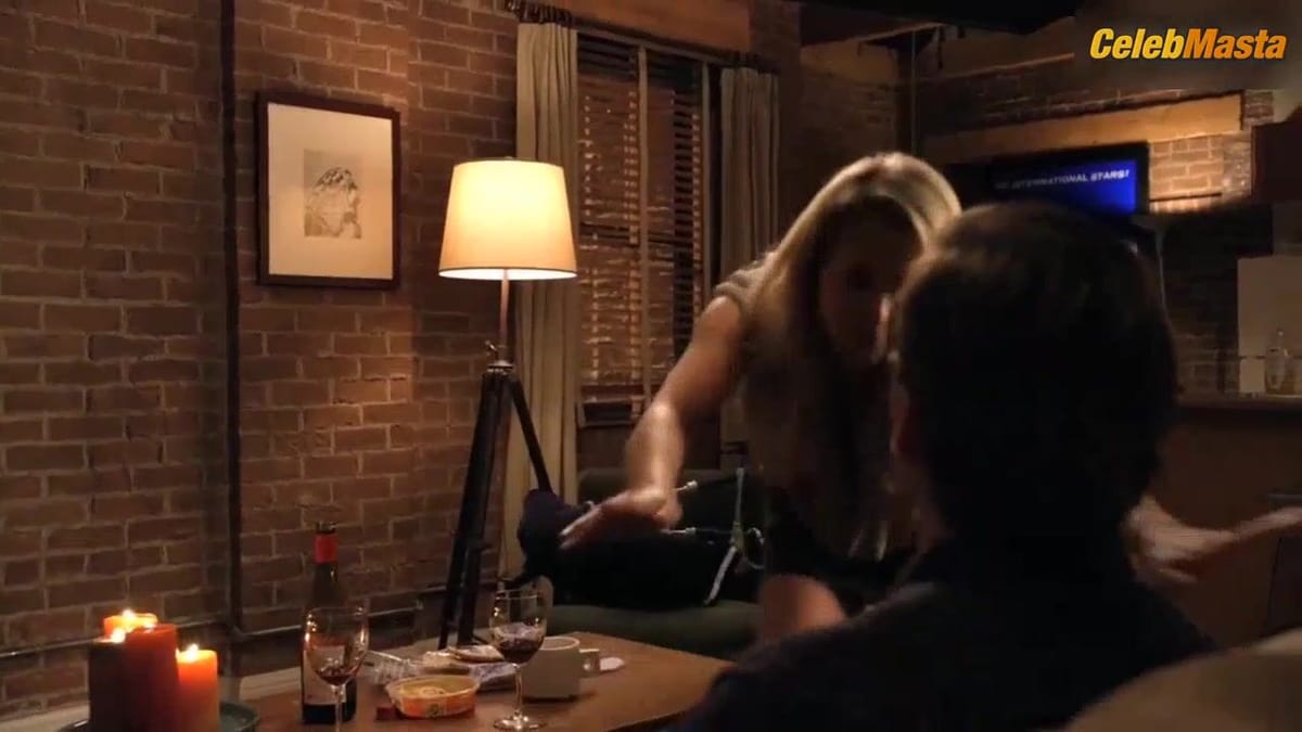 Nicky Whelan Boobs, Underwear Scene in Friends With Benefits