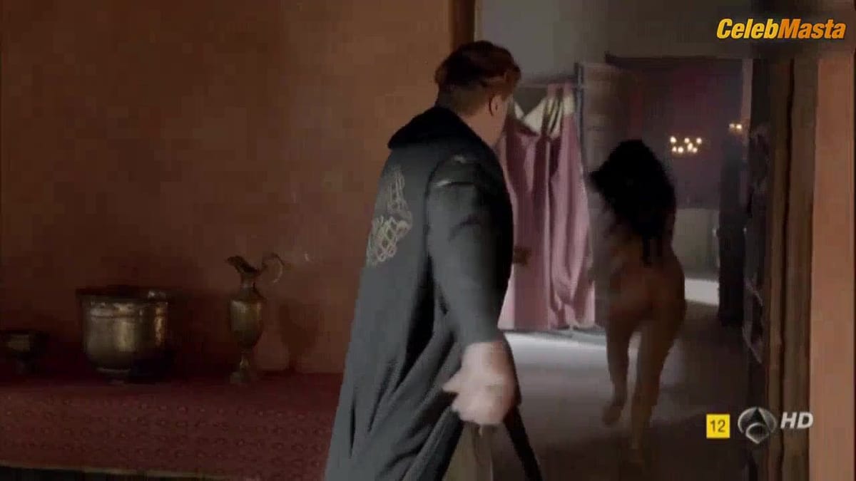 Maggie Civantos Booty, Tits Scene in Toledo