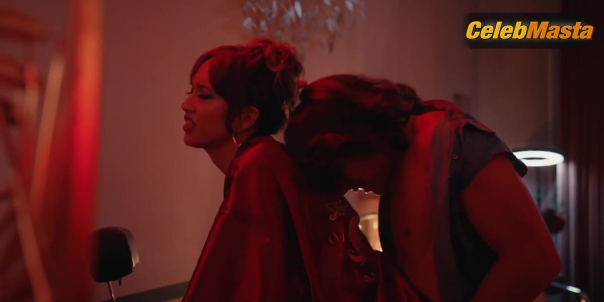 Chiara Francini's Sex Scene in Pare parecchio Parigi