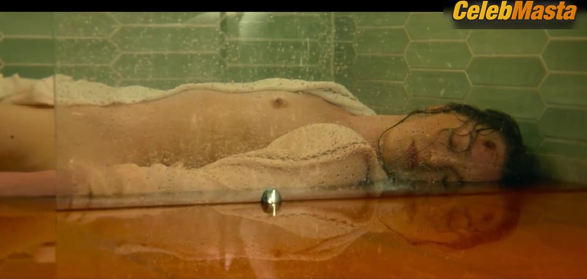 Agnes Born Shows Tits Scene in Detective Hole