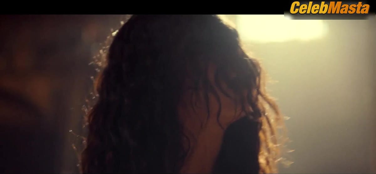 Funda Eryigit Bares Sex Scene in Ashes
