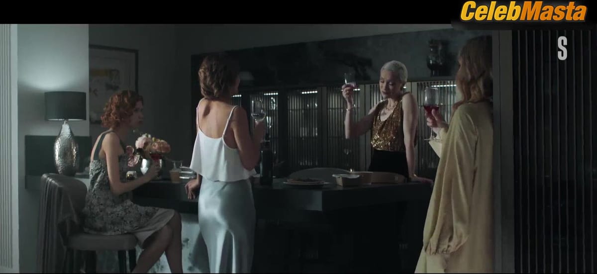 Lyubov Aksyonova Tits Scene from Zhit Zhizn