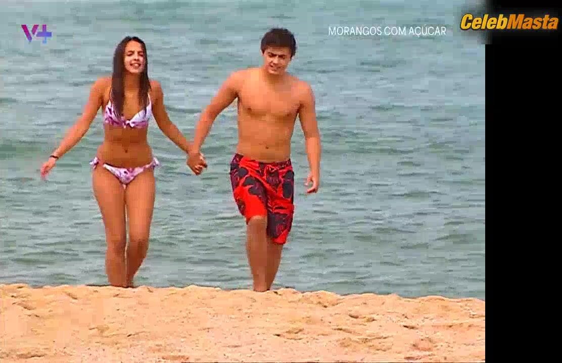Sara Matos's Swimsuit Scene in Morangos Com Acucar