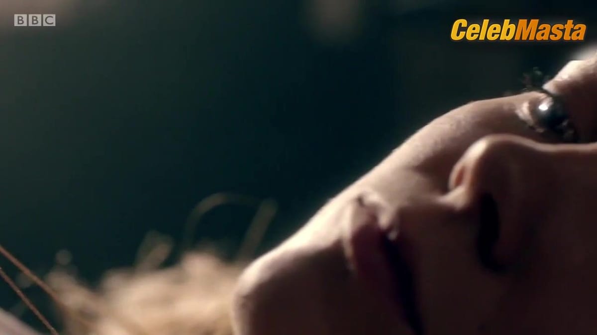 Synnove Karlsen Reveals Underwear Scene in Clique